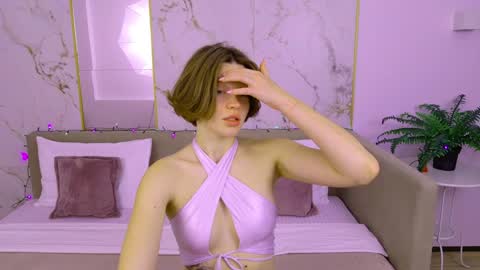 Snapshot of leilalawson chatting on 16, 12, 2024 LeilaLawson online show from 16, 12, 2024