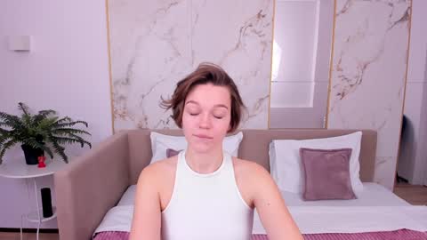 Snapshot of leilalawson chatting on 26, 12, 2024 LeilaLawson online show from 26, 12, 2024