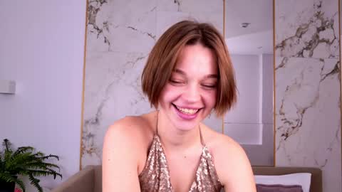 Snapshot of leilalawson chatting on 30, 12, 2024 LeilaLawson online show from 30, 12, 2024