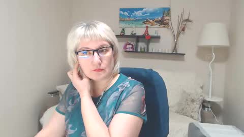 Leila Kinky online show from 30, 1, 2025