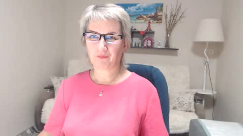 Leila Kinky online show from 26, 10, 2025