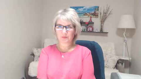 Leila Kinky online show from 27, 10, 2025