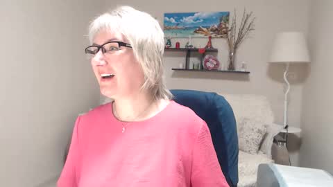 Leila Kinky online show from 25, 2, 2026