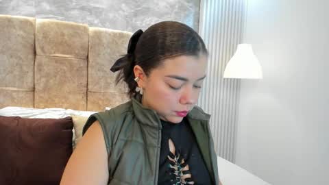 Snapshot of leilapons chatting on 25, 10, 2025 leilapons online show from 25, 10, 2025