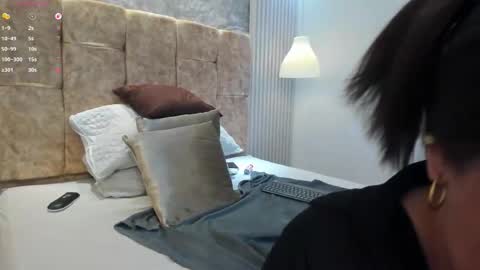 Snapshot of leilapons chatting on 29, 10, 2025 leilapons online show from 29, 10, 2025