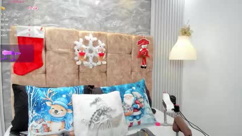 Snapshot of leilapons chatting on 2, 12, 2025 leilapons online show from 2, 12, 2025