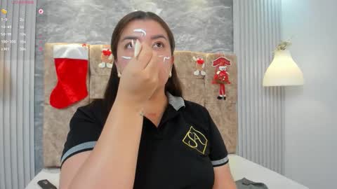 Snapshot of leilapons chatting on 14, 12, 2025 leilapons online show from 14, 12, 2025