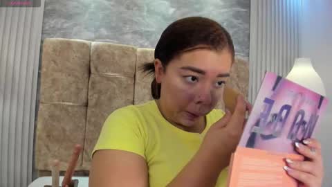 Snapshot of leilapons chatting on 13, 1, 2026 leilapons online show from 13, 1, 2026