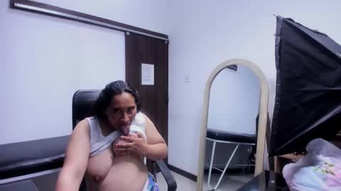 Leila online show from 16, 3, 2026