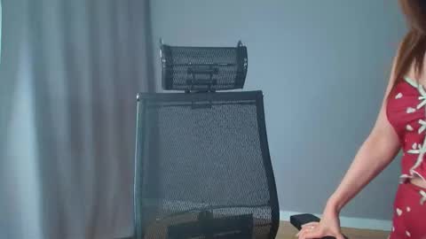 Snapshot of leksa_nolove chatting on 14, 4, 2026 Leksa online show from 14, 4, 2026