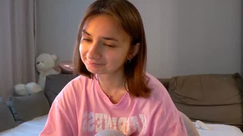 Snapshot of lelia_vibe chatting on 5, 7, 2026 Lelia online show from 5, 7, 2026