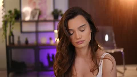 Lena Laurent online show from 26, 5, 2026