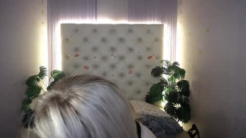 Lena online show from 12, 1, 2025