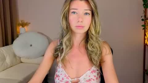 Snapshot of lenamuti chatting on 20, 6, 2026 Lena online show from 20, 6, 2026