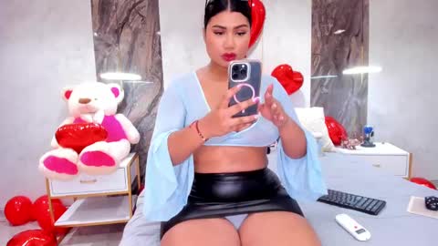 Snapshot of lenathompson chatting on 21, 2, 2025 Lenathompson online show from 21, 2, 2025