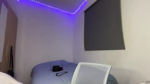 leo_delveyy online show from 23, 7, 2026