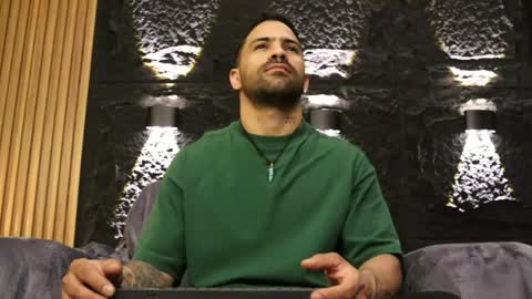 Leo  Diaz online show from 18, 4, 2026