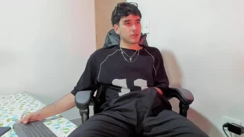 Leo Jones online show from 4, 12, 2024