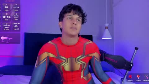 Snapshot of leo_savage_ chatting on 8, 10, 2025 Leo online show from 8, 10, 2025