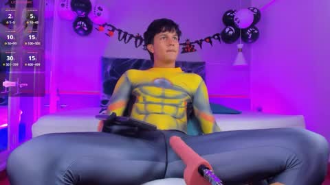 Snapshot of leo_savage_ chatting on 13, 10, 2025 Leo online show from 13, 10, 2025