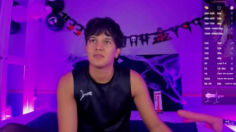 Snapshot of leo_savage_ chatting on 22, 10, 2025 Leo online show from 22, 10, 2025