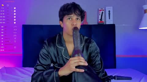 Snapshot of leo_savage_ chatting on 11, 11, 2025 Leo online show from 11, 11, 2025