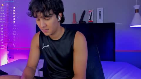 Snapshot of leo_savage_ chatting on 18, 11, 2025 Leo online show from 18, 11, 2025