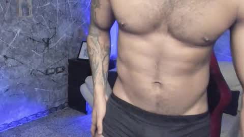 Leo independent model online show from 1, 10, 2025