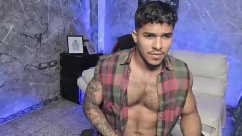 Leo independent model online show from 31, 10, 2025