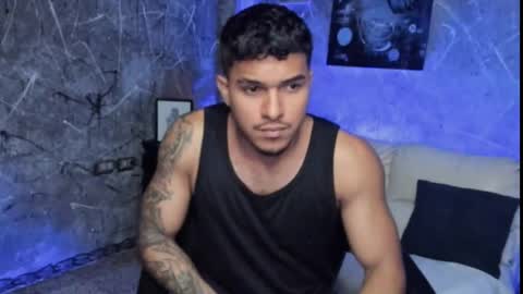 Leo independent model online show from 3, 2, 2026