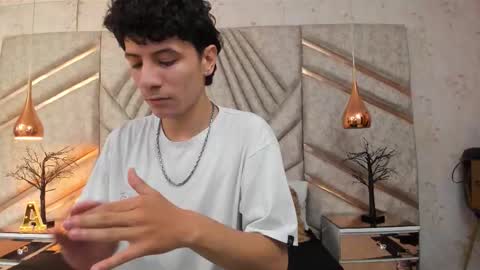 Snapshot of leofeniix chatting on 22, 2, 2026 Leo online show from 22, 2, 2026