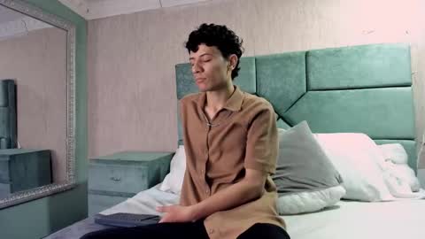 Snapshot of leofeniix chatting on 23, 2, 2026 Leo online show from 23, 2, 2026