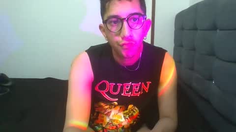 Snapshot of leoh_hades chatting on 2, 10, 2025 Leoh online show from 2, 10, 2025