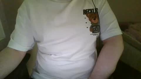 Snapshot of leon7069 chatting on 28, 9, 2025 Leon online show from 28, 9, 2025