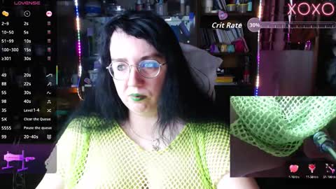 Leona Harrison online show from 9, 10, 2025