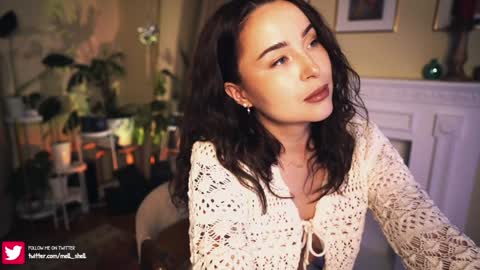 Snapshot of leonamell chatting on 10, 12, 2024 Leo online show from 10, 12, 2024