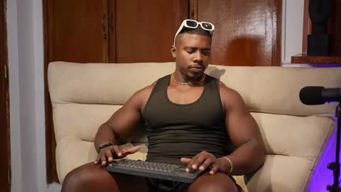 Leandro jones online show from 17, 9, 2025