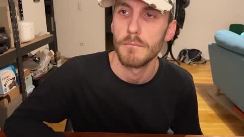 Snapshot of leonvampire chatting on 16, 12, 2024 Leon online show from 16, 12, 2024