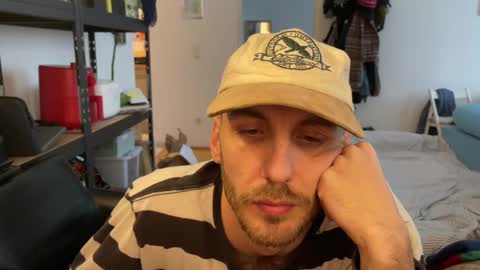 Leon online show from 14, 12, 2025