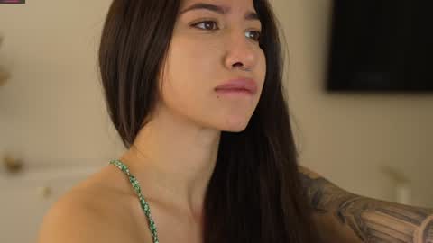 Leora online show from 4, 2, 2025