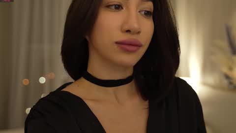 Leora online show from 9, 3, 2025