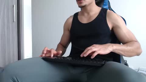 leostorm25 online show from 23, 4, 2026