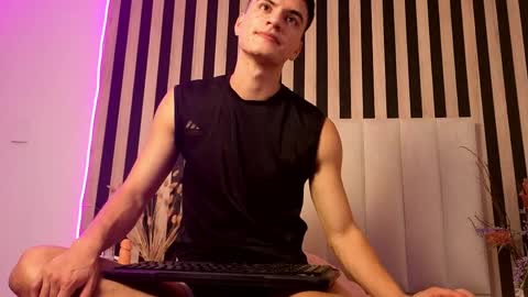 leotease online show from 4, 6, 2026