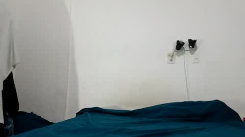 Abril online show from 12, 10, 2025