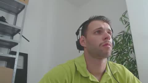 leozinhohd online show from 30, 9, 2025