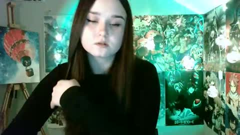 Snapshot of leraaa72 chatting on 10, 1, 2025 little secret online show from 10, 1, 2025