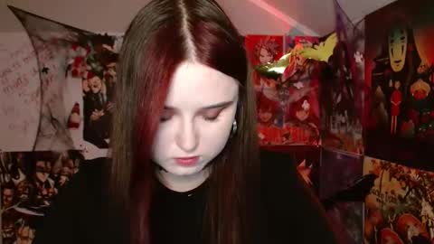 Snapshot of leraaa72 chatting on 2, 10, 2025 little secret online show from 2, 10, 2025