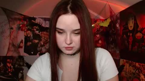 Snapshot of leraaa72 chatting on 9, 10, 2025 little secret online show from 9, 10, 2025