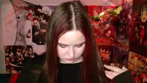 Snapshot of leraaa72 chatting on 28, 10, 2025 little secret online show from 28, 10, 2025