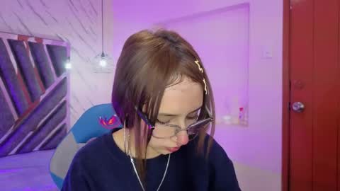 Snapshot of leri_rose_ chatting on 6, 5, 2026 online show from 6, 5, 2026